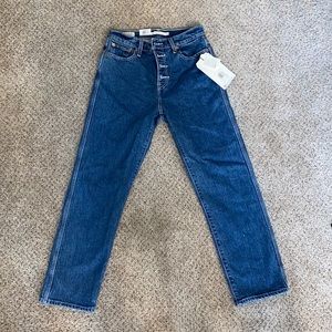 New with Tags Wedgie Straight Levi’s
